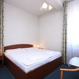 Hotel Legie, Praha